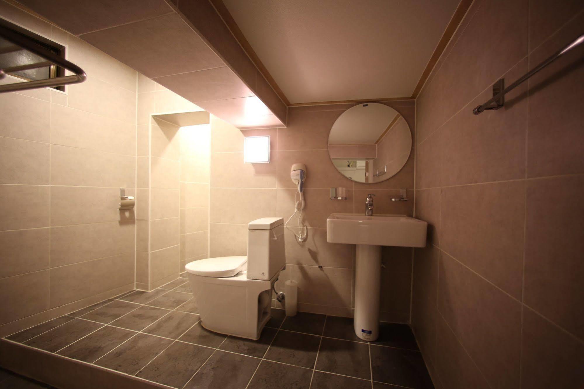 Bodeum Guesthouse Seoul Tower Екстер'єр фото